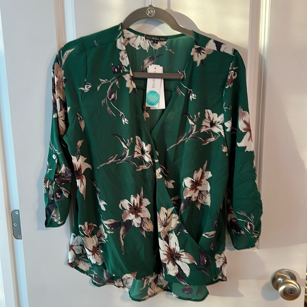 Women’s medium West Kei blouse